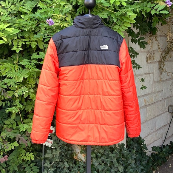 North Face Boys XL 18/20- Reversible Nuptse Jacket- Excellent Condition! - Picture 2 of 4